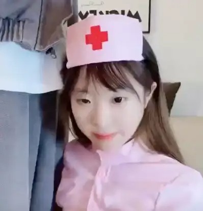 粉色小护士