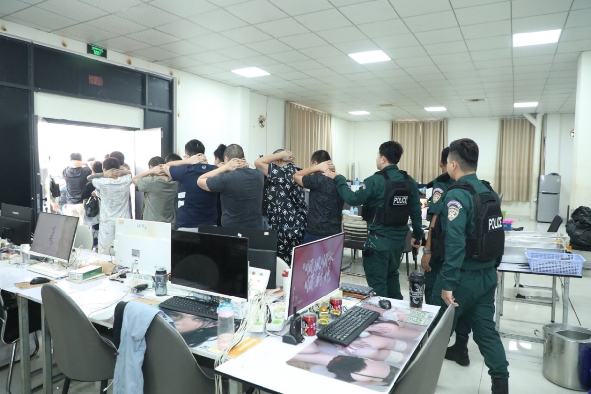 今年之最！木牌A7园区被端！超2000人被捕，其中近1800名中国人！